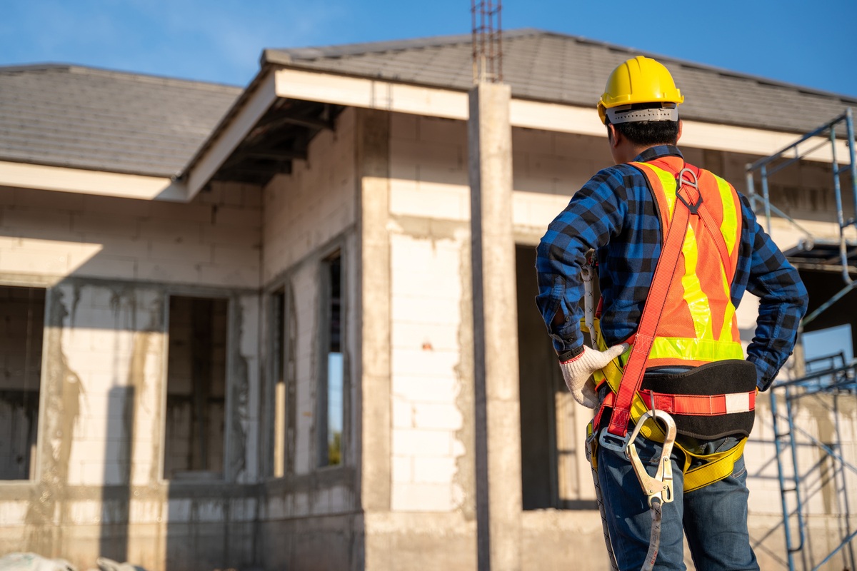 Step-by-Step Asbestos Removal Certification for Construction Workers