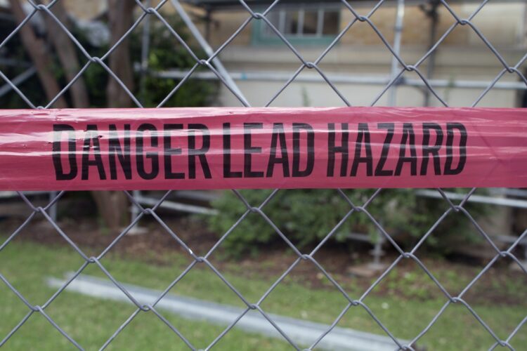 Lead abatement warning banner